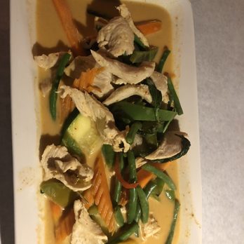 Big Thai Restaurant - Red Curry Chicken - Thai Near Me - Lake Jackson, Texas Big Thai Restaurant - Red Curry Chicken - Thai Near Me - Lake Jackson, Texas