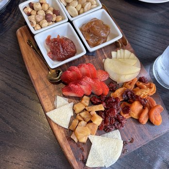 Elizabeth's Wine Lounge - Mediterranean Near Me - Eugene, Oregon Elizabeth's Wine Lounge - Mediterranean Near Me - Eugene, Oregon