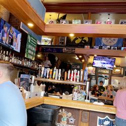 Champs Sports Bar & Grill