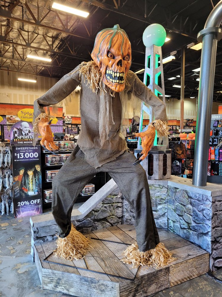 SPIRIT HALLOWEEN - Updated February 2026 - 13 Photos - 9755 W