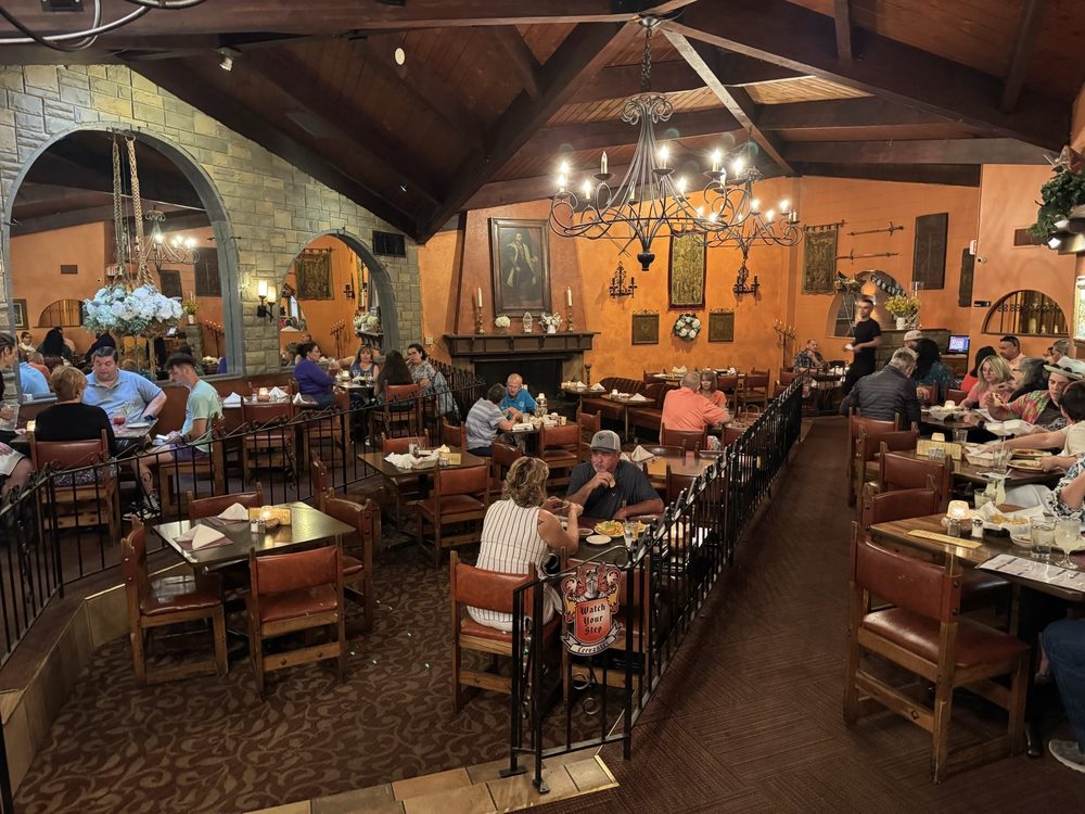 Cervantes Restaurant & Lounge