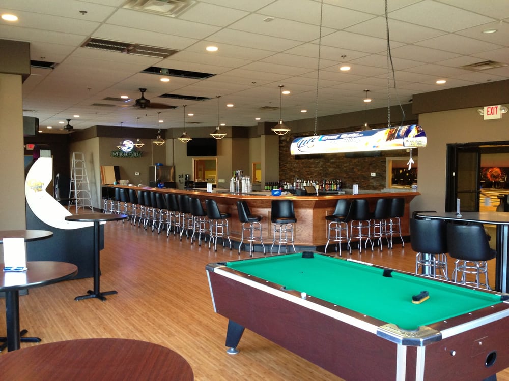 KINGSTON LANES 14 Reviews 1330 S Eastwood Dr, Woodstock, Illinois