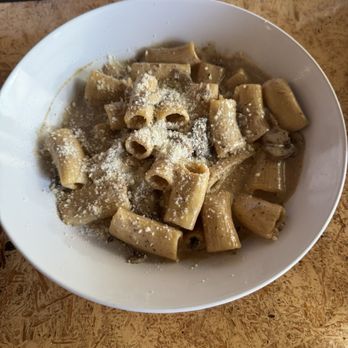 Mamasamas Restaurant - Rigatoni - Italian Near Me - Neptune Beach, Florida Mamasamas Restaurant - Rigatoni - Italian Near Me - Neptune Beach, Florida
