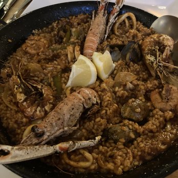 Restaurant La Oliva Pintxos Y Vinos - Seafood paella - Tapas/Small Plates Near Me - Amsterdam, New Hampshire