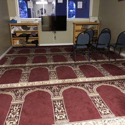 Bell Islamic Center - Women's prayer area. There are extra hijabs if you need
