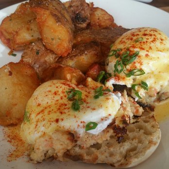 Benedict's - Crab Oscar - Breakfast & Brunch Near Me - Wayzata, Minnesota Benedict's - Crab Oscar - Breakfast & Brunch Near Me - Wayzata, Minnesota