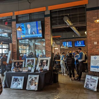 Ford Field - Stadiums & Arenas Near Me - Detroit, Michigan Ford Field - Stadiums & Arenas Near Me - Detroit, Michigan