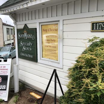 Say Cheese - a sign in front of a store - Cafes Near Me - Blowing Rock, North Carolina