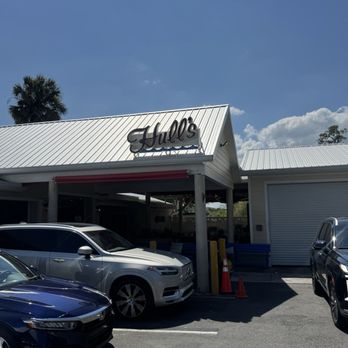 Hull's Seafood - The Hulls sign - Seafood Near Me - Ormond Beach, Florida