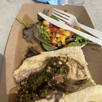 Che Empanadas - Choripan - Latin American Near Me - Raleigh, North Carolina