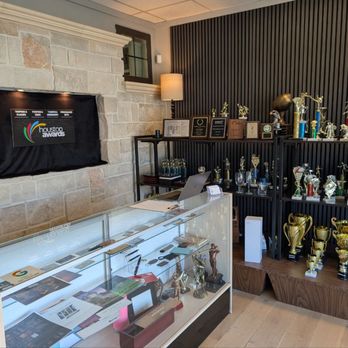 Houston Awards - Showroom - Trophy Shops Near Me - Houston, Texas Houston Awards - Showroom - Trophy Shops Near Me - Houston, Texas