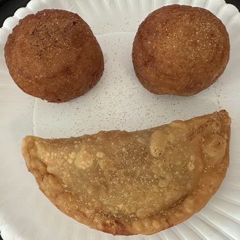 El Coqui Bakery - Beef Empanada and Beef Potato Ball - Bakeries Near Me - Orange City, Florida