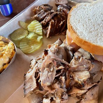 Woodyard Bar-B-Que - Barbeque Near Me - Kansas City, Kansas