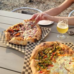New Limburg - Pizza on the patio