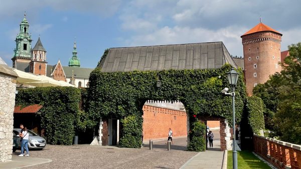 Wawel Royal Castle-State Art Collection by null