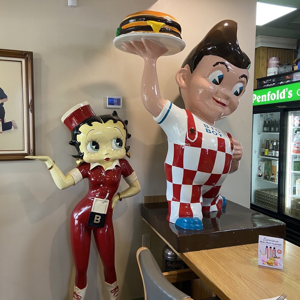 Penfold's Cafe & Bakery - Inside - Breakfast & Brunch Near Me - Temecula, California