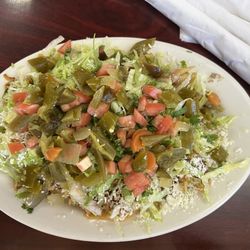Juli's Restaurant - Grilled Chicken Nachos