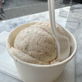Lana’s - Fruity pebbles ice cream - Ice Cream & Frozen Yogurt Near Me - Oakland, California Lana’s - Fruity pebbles ice cream - Ice Cream & Frozen Yogurt Near Me - Oakland, California