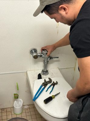 Norwood Plumbing Logo