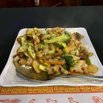 Merry Go Round - Kung Pao Chicken - New American Near Me - Lone Pine, California Merry Go Round - Kung Pao Chicken - New American Near Me - Lone Pine, California
