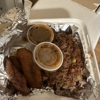 Cha Cha Chicken - Ropa vieja (delivery) with added jerk sauce - Caribbean Near Me - Santa Monica, California Cha Cha Chicken - Ropa vieja (delivery) with added jerk sauce - Caribbean Near Me - Santa Monica, California