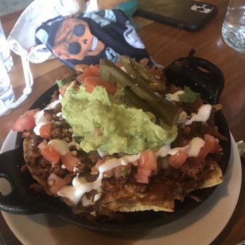 Bárbaro Taquería - Chorizo Nachos w/lots of yummy guac on top! - Mexican Near Me - Chicago, Illinois Bárbaro Taquería - Chorizo Nachos w/lots of yummy guac on top! - Mexican Near Me - Chicago, Illinois
