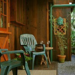 Volcano Rainforest Retreat - Entrance for Guest Cottage