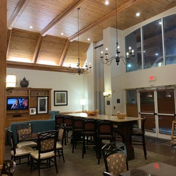 Hampton Inn & Suites Burlington - Love the decor - Hotels Near Me - Burlington, North Carolina Hampton Inn & Suites Burlington - Love the decor - Hotels Near Me - Burlington, North Carolina