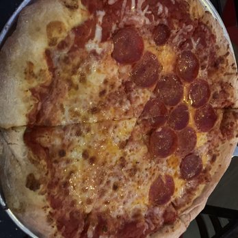 Mellow Mushroom Albany - Half cheese/half pepperoni pizza - Pizza Near Me - Albany, Georgia Mellow Mushroom Albany - Half cheese/half pepperoni pizza - Pizza Near Me - Albany, Georgia