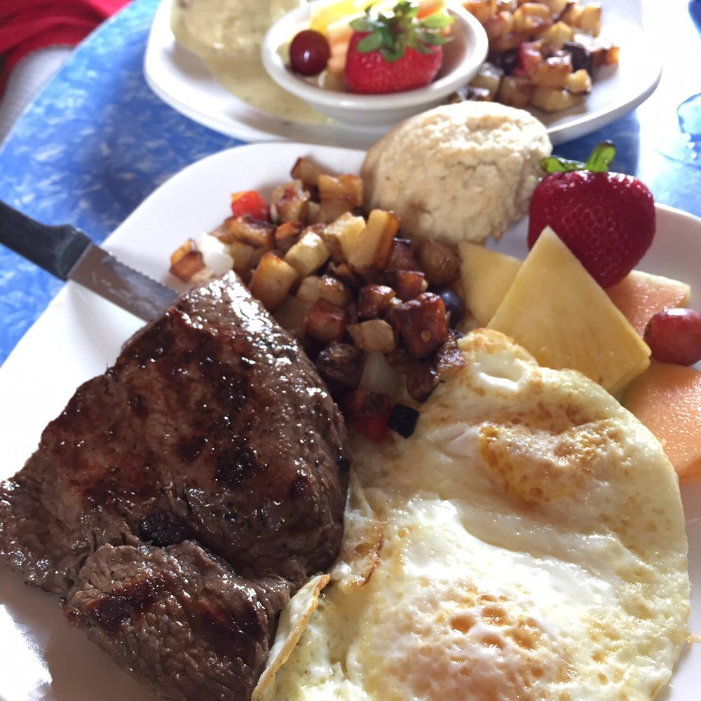 Backyard Bistro - Steak and eggs - American Near Me - Pipe Creek, Texas Backyard Bistro - Steak and eggs - American Near Me - Pipe Creek, Texas