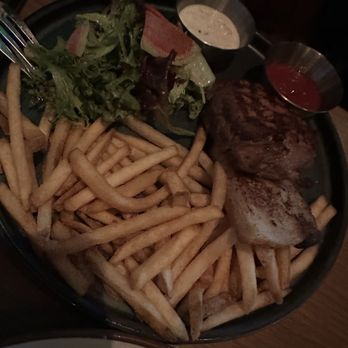 Earls Kitchen + Bar - Filet - New American Near Me - Fort Lauderdale, Florida