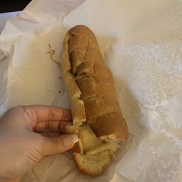 A plain bread roll. Passed off as garlic Parmesan bread. A plain bread roll. Passed off as garlic Parmesan bread.