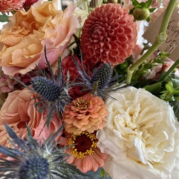 Dragonfly Floral - Florists Near Me Dragonfly Floral - Florists Near Me