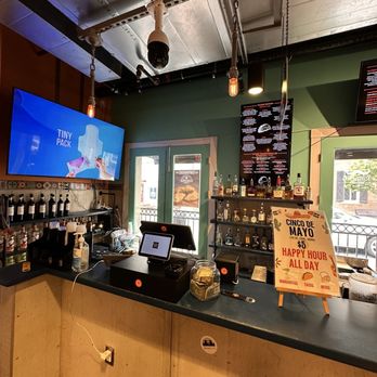 Señor Ramon Taqueria - Bar area - Tex-Mex Near Me - Leesburg, Virginia Señor Ramon Taqueria - Bar area - Tex-Mex Near Me - Leesburg, Virginia