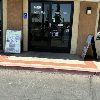 Sweet Ppang - Walking in.... - Bubble Tea Near Me - Fresno, California Sweet Ppang - Walking in.... - Bubble Tea Near Me - Fresno, California