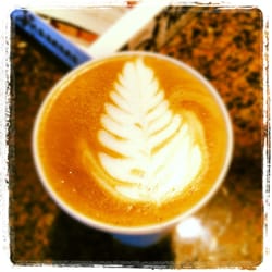 Riverside Coffee House - Dans coffee art