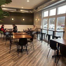 Reading Coffee Company - Indoor seating