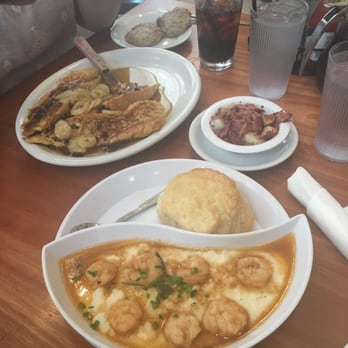 Ruby Slipper Marigny - Shrimp and grits, banana foster, corned beef hash - Breakfast & Brunch Near Me - New Orleans, Louisiana