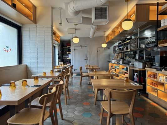 Comedor Nishi by null Comedor Nishi by null