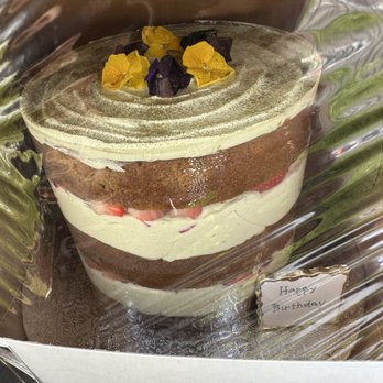 Leonardough's - Boxed up Matcha Strawberry Layered Cake IG: @ammysalamii - Caterers Near Me Leonardough's - Boxed up Matcha Strawberry Layered Cake IG: @ammysalamii - Caterers Near Me