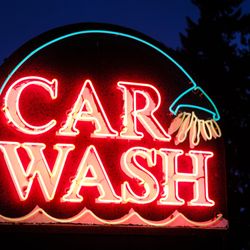 Rose Hill Car Wash - neon sign