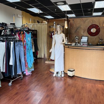 GG's Tailors - Sewing & Alterations Near Me - Longwood, Florida GG's Tailors - Sewing & Alterations Near Me - Longwood, Florida