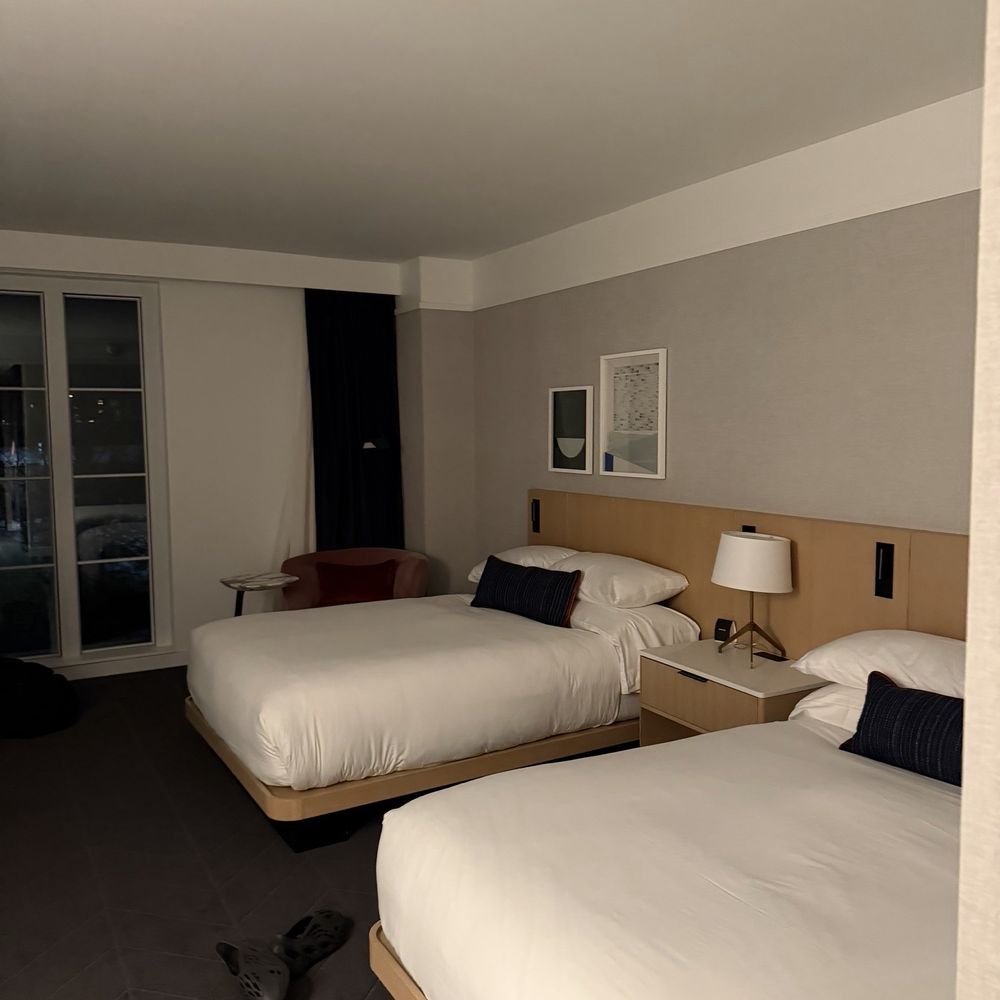 Kimpton The Forum Hotel - Double queen beds - Hotels Near Me - Charlottesville, Virginia Kimpton The Forum Hotel - Double queen beds - Hotels Near Me - Charlottesville, Virginia