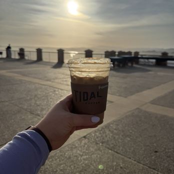Tidal Coffee - Iced vanilla latte - Cafes Near Me - Monterey, California Tidal Coffee - Iced vanilla latte - Cafes Near Me - Monterey, California