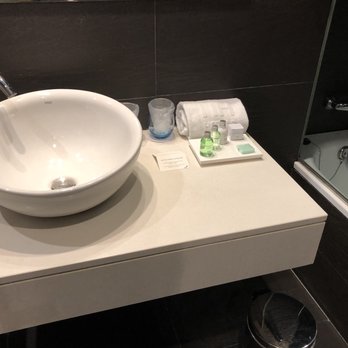 Hesperia Bilbao - Bathroom sink - Hotels Near Me - Bilbao, BI