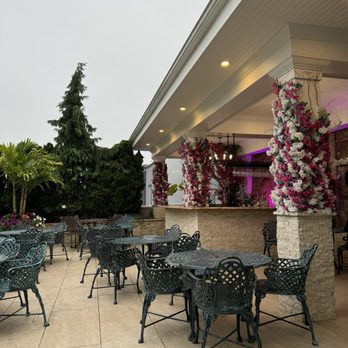 Sand Castle Wedding Venue - Bar next to atrium - Venues & Event Spaces Near Me - Franklin Square, New York