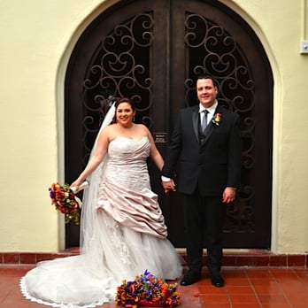 Loly's Bridal - Bridal Near Me - Huntington Park, California