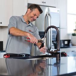 Ace Handyman Services Hassett - Ace Handyman Services Redwood City installing kitchen faucet