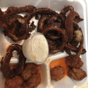 Hot Wings Cafe - This is their onion rings and "boneless wings." Saddest looking meal ever. - Chicken Wings Near Me - Glendale, California