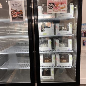 Creamistry - Birthday Cake - Desserts Near Me - Houston, Texas